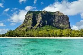 car rental mauritius le morne